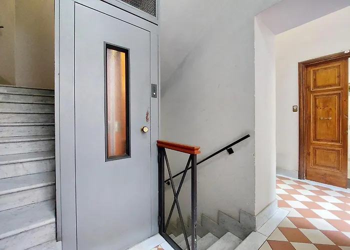 Apartamento 2br 2ba Historic Center, Metro - Comfort, Quiet *